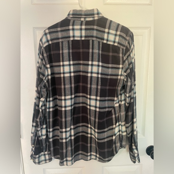 Lightweight plaid flannel button down shirt - Picture 2 of 2